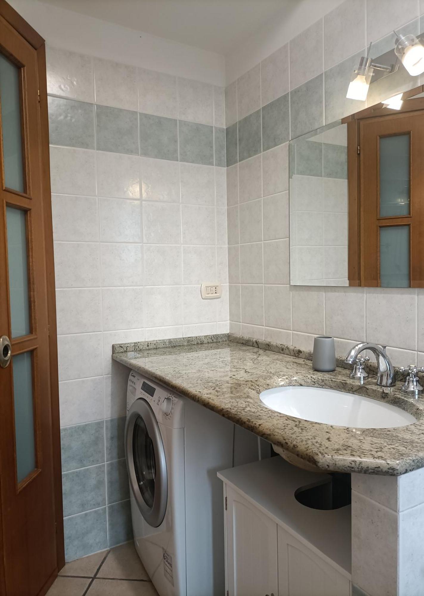 Bright Port View Apartment- Free Parking Cagliari Eksteriør billede